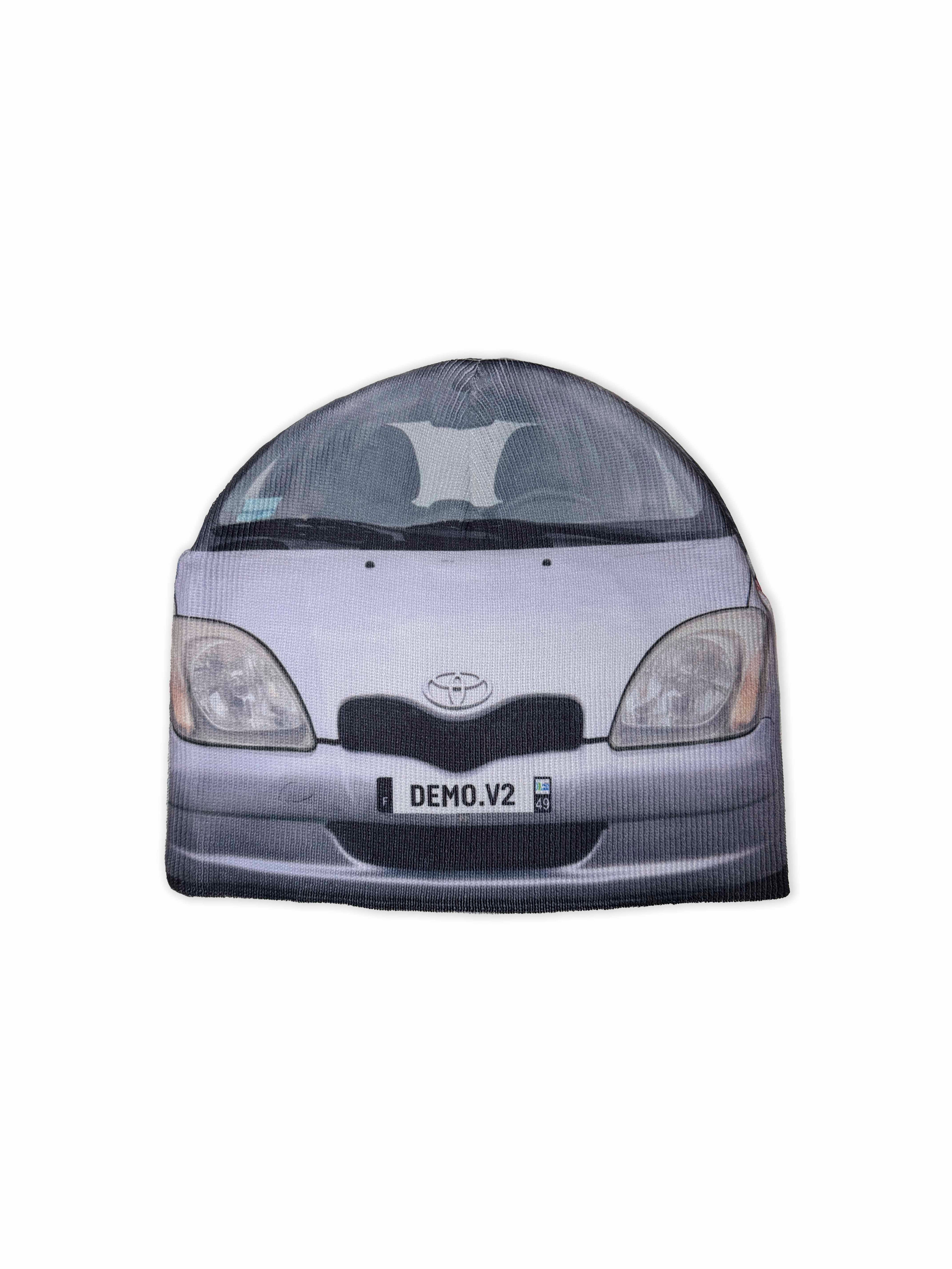 Bonnet n°121 : Yaris